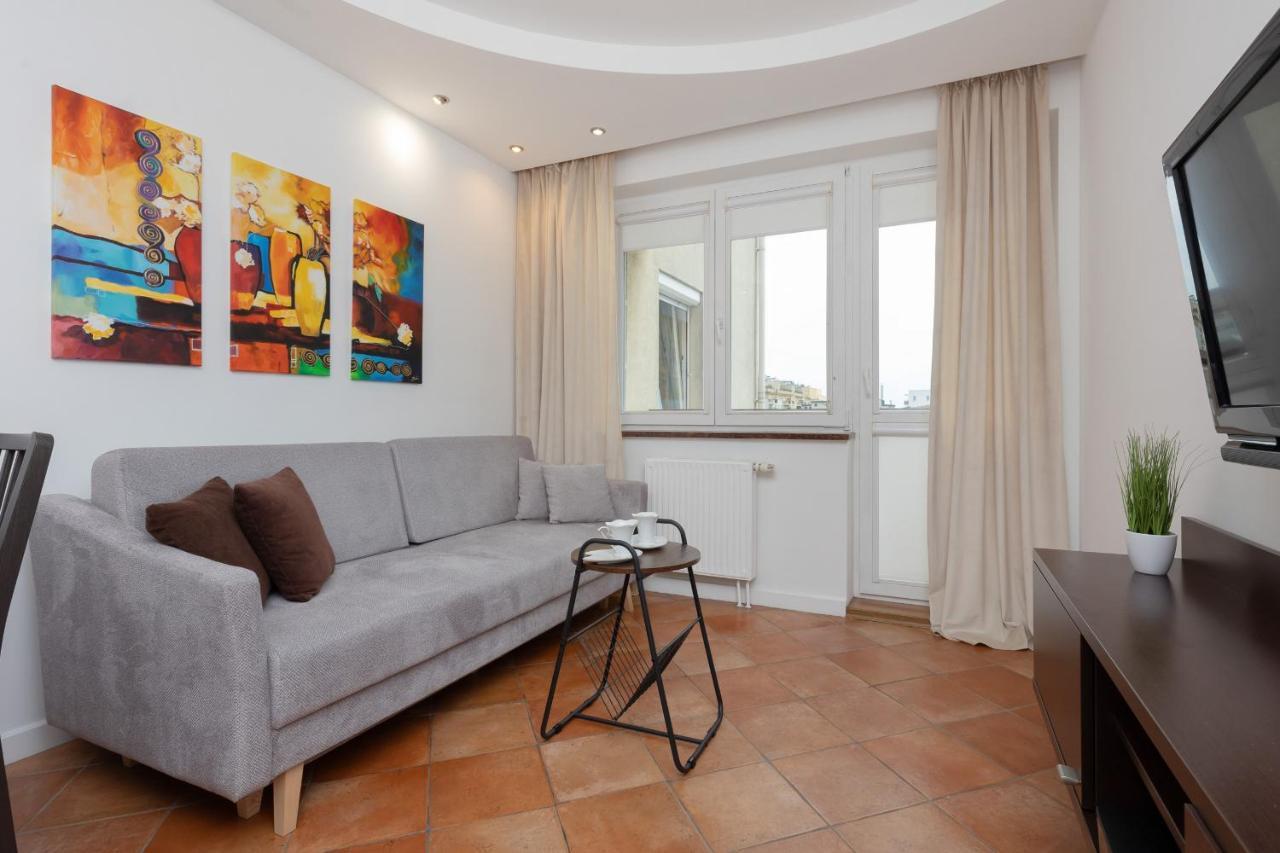 Cozy Apartment With Parking In Warsaw Ursus By Noclegi Renters ภายนอก รูปภาพ