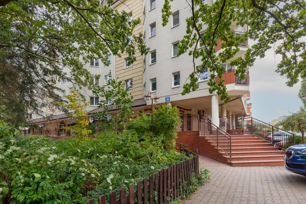 Cozy Apartment With Parking In Warsaw Ursus By Noclegi Renters ภายนอก รูปภาพ